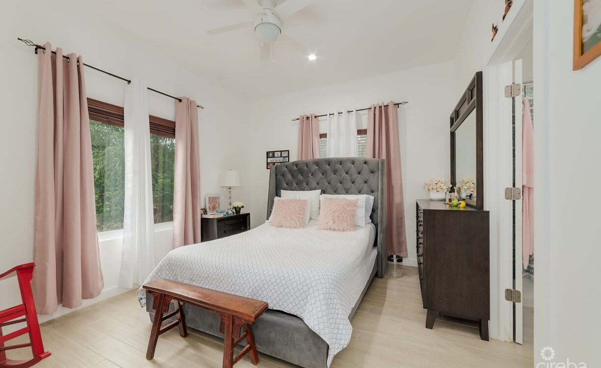 COLBY DRIVE SINGLE FAMILY HOME WITH STUDIO
