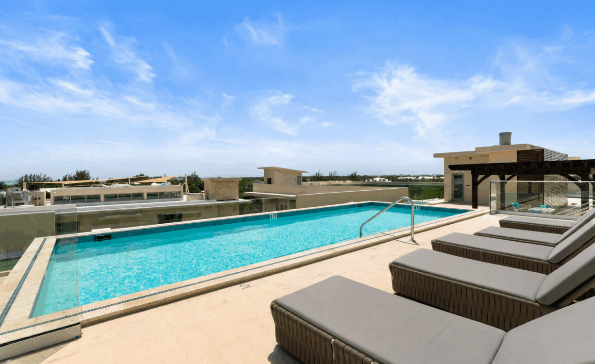 HARBOUR WALK 211, 1 BED + DEN