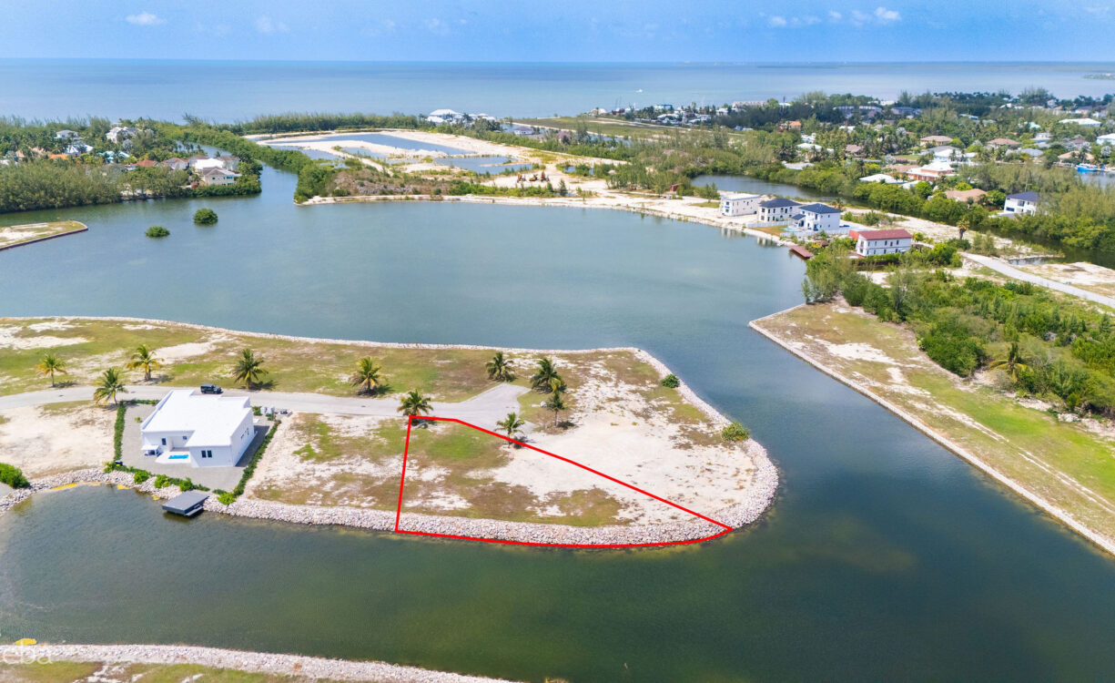 CANAL FRONT LOT IN THE CHANNELS