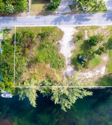 LOCH LOMOND WATERFRONT LAND 0.528 ACRE