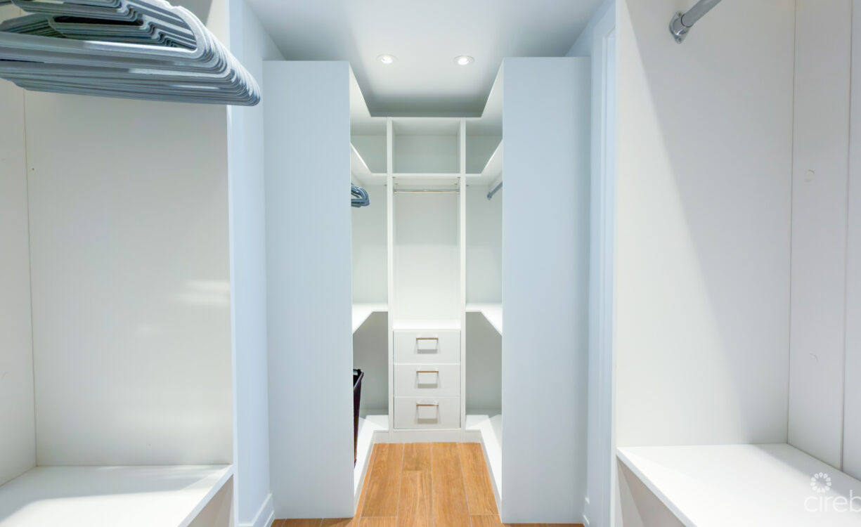 OLEA - 2 BED CONDO
