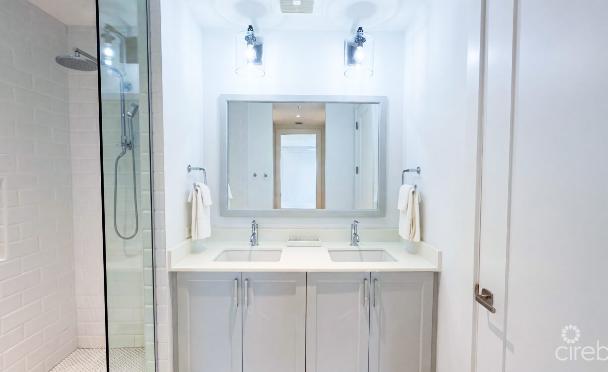 OLEA - 2 BED CONDO