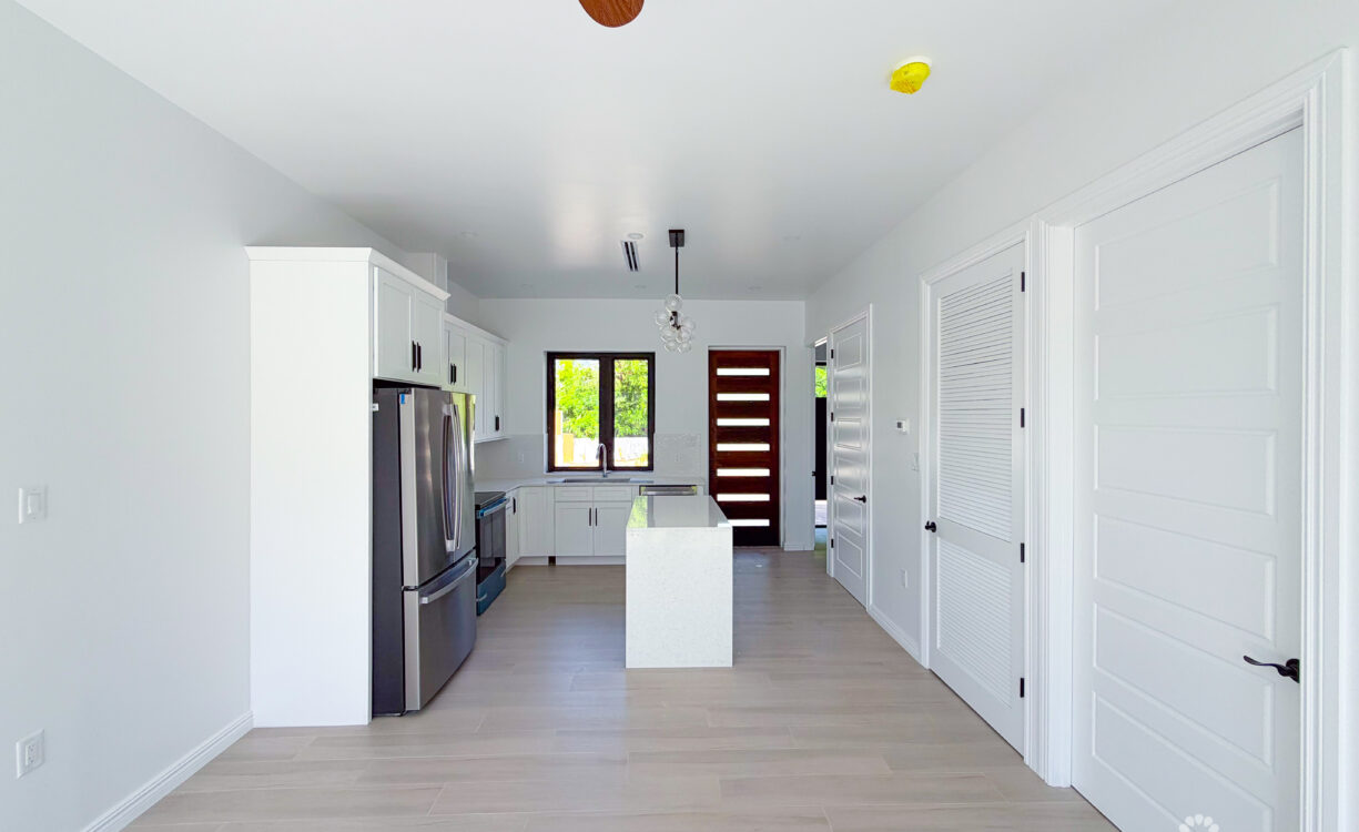 BODDEN TOWN 1 BED, 1.5 BATH - SORELLE RESIDENCES