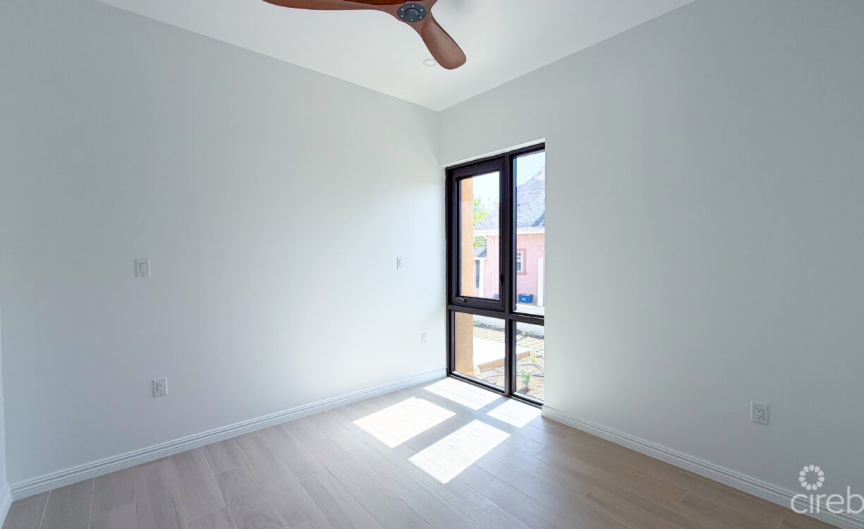 BODDEN TOWN 1 BED, 1.5 BATH - SORELLE RESIDENCES