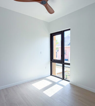 BODDEN TOWN 1 BED, 1.5 BATH - SORELLE RESIDENCES