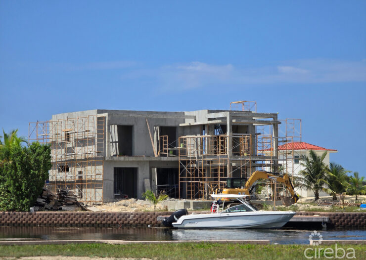 HARBOUR REACH CANAL FRONT EXECUTIVE HOME