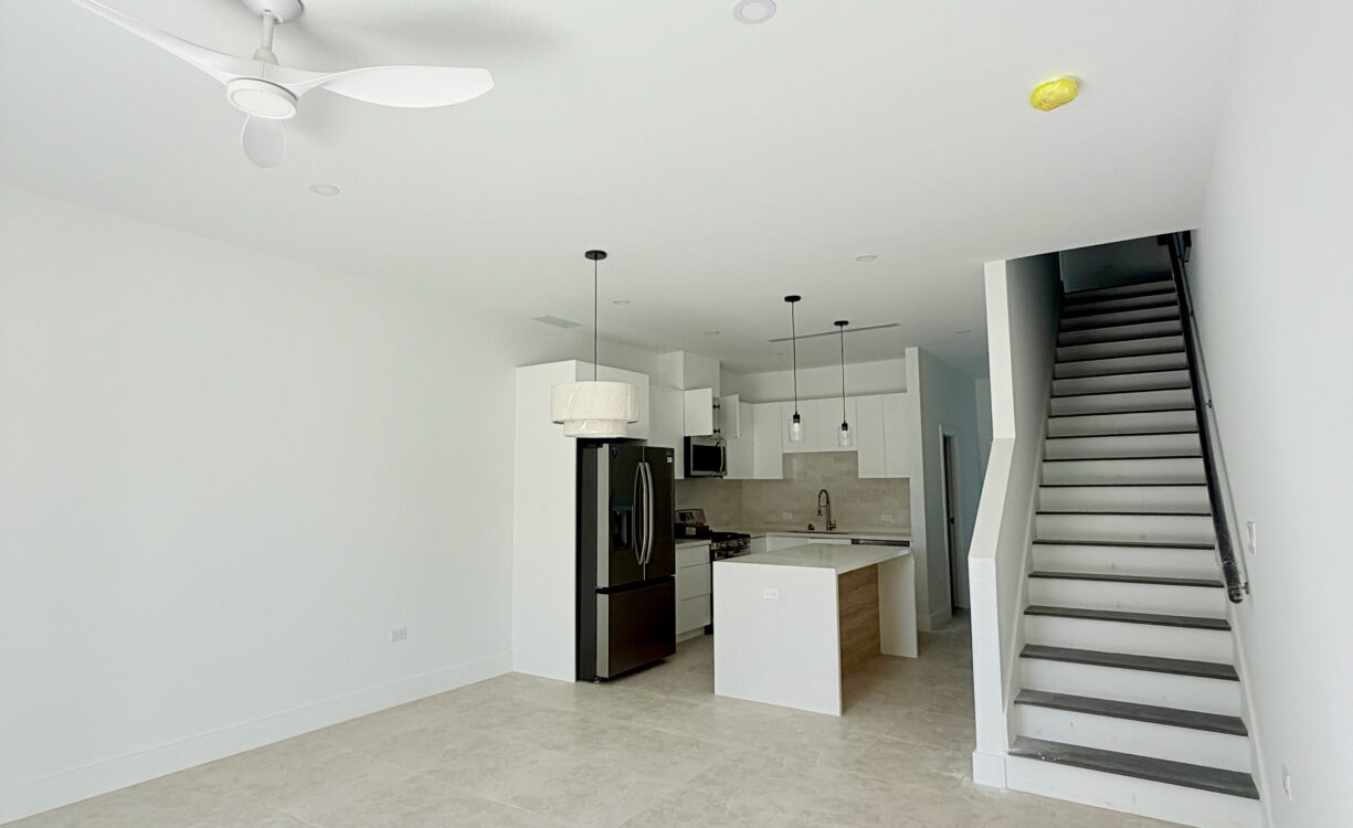 THREE BEDROOM, 3.5 BATHROOM RESIDENCE - DEVELOPER UNIT - THE MEADOWS AT BATABANO