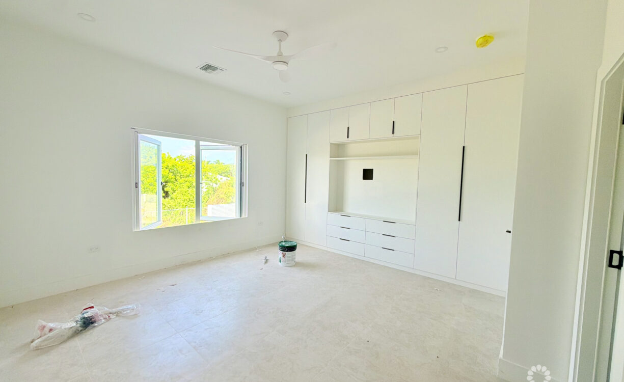 THREE BEDROOM, 3.5 BATHROOM RESIDENCE - DEVELOPER UNIT - THE MEADOWS AT BATABANO