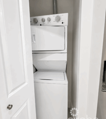 YARL 1BED/1BATH -- FURNISHED