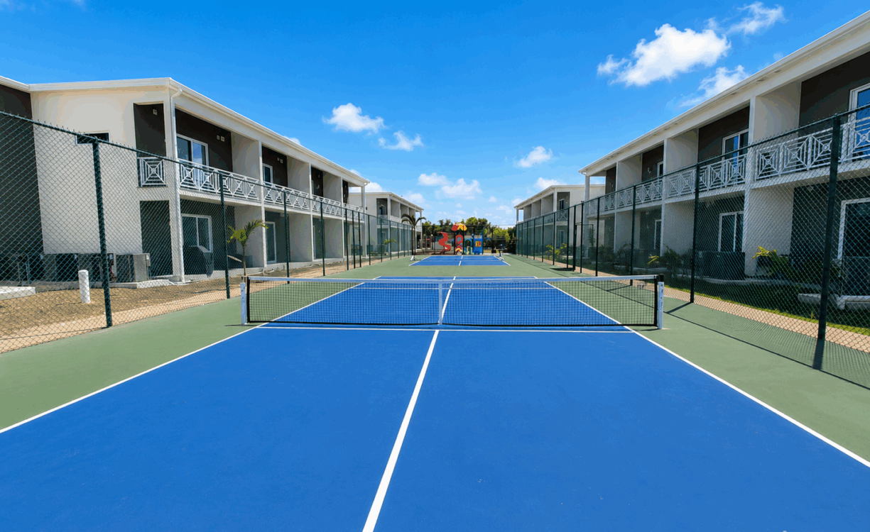 YARL 1BED/1BATH -- FURNISHED
