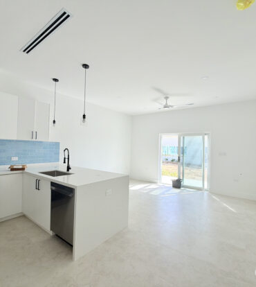 LARGE ONE BEDROOM TOWNHOME - THE MEADOWS AT BATABANO