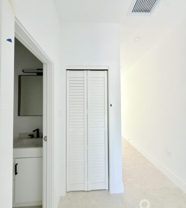 LARGE ONE BEDROOM TOWNHOME - THE MEADOWS AT BATABANO