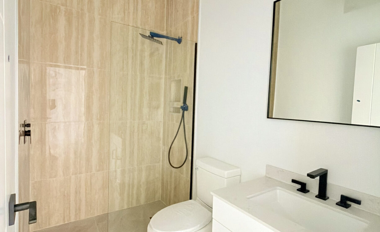 LARGE ONE BEDROOM TOWNHOME - THE MEADOWS AT BATABANO