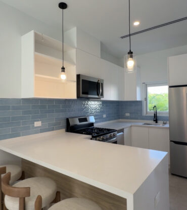 ONE BEDROOM, ONE BATHROOM SEAGRAPE UNIT - MEADOWS AT BATABANO