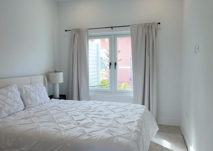 ONE BEDROOM, ONE BATHROOM SEAGRAPE UNIT - MEADOWS AT BATABANO