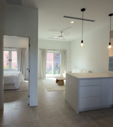 ONE BEDROOM, ONE BATHROOM SEAGRAPE UNIT - MEADOWS AT BATABANO