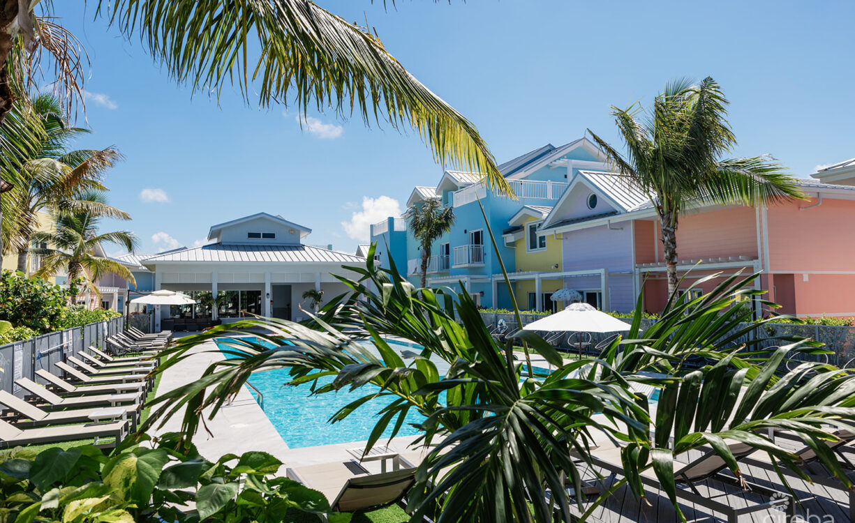 ONE BEDROOM, ONE BATHROOM SEAGRAPE UNIT - MEADOWS AT BATABANO