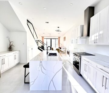 PRIVE 34, SOUTH SOUND HOME