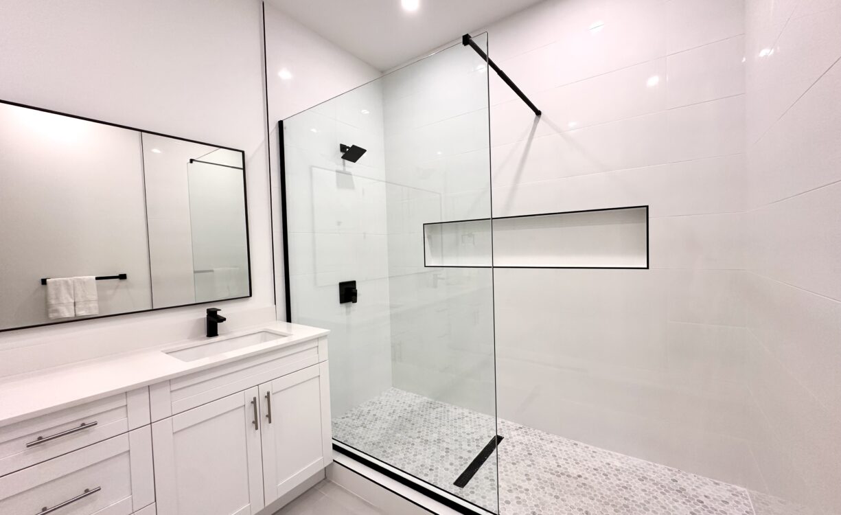PRIVE 34, SOUTH SOUND HOME