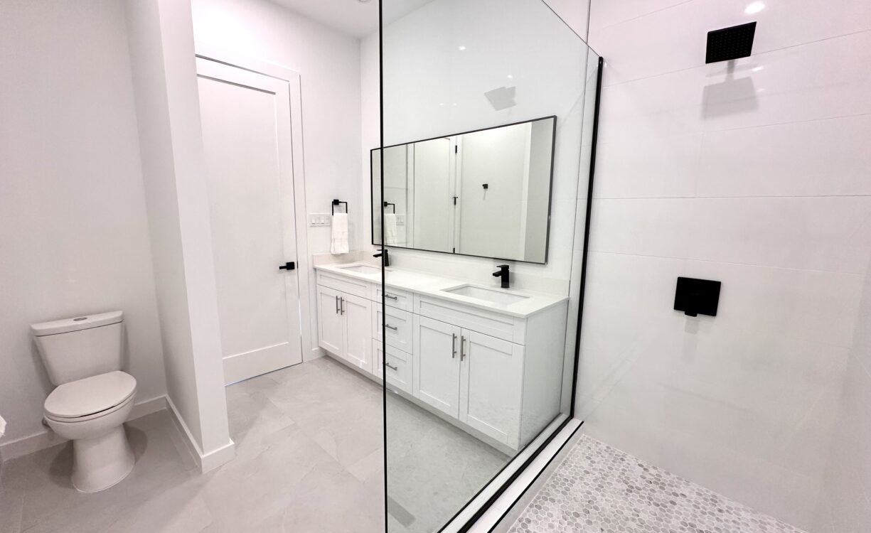PRIVE 34, SOUTH SOUND HOME