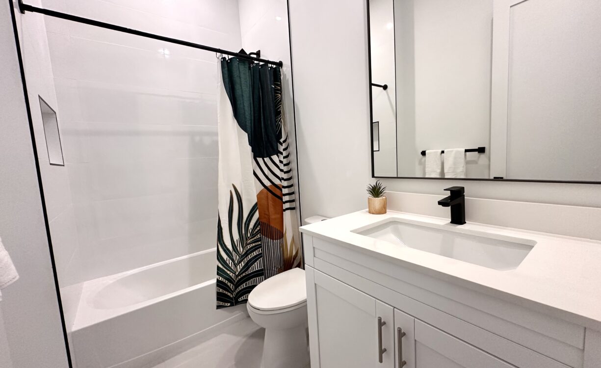PRIVE 34, SOUTH SOUND HOME