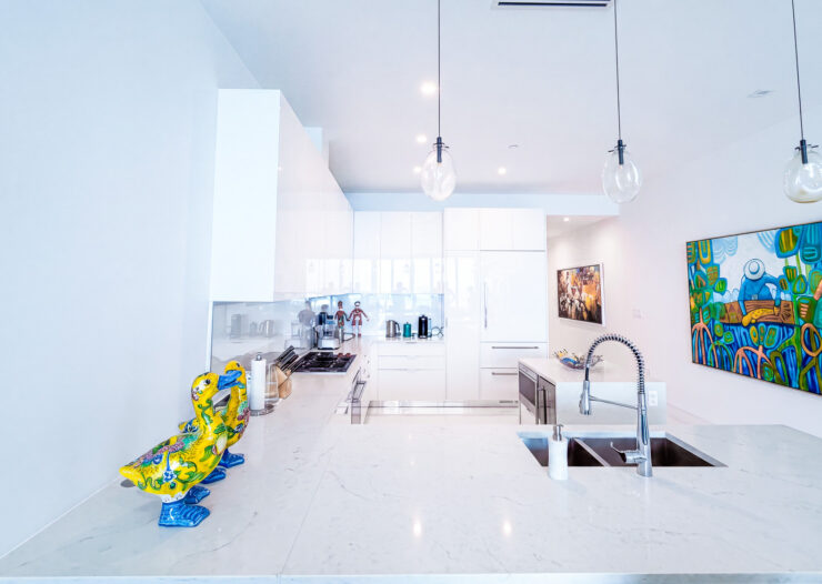 FIN 11 - OCEANFRONT CONDO