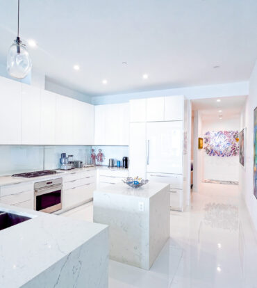FIN 11 - OCEANFRONT CONDO