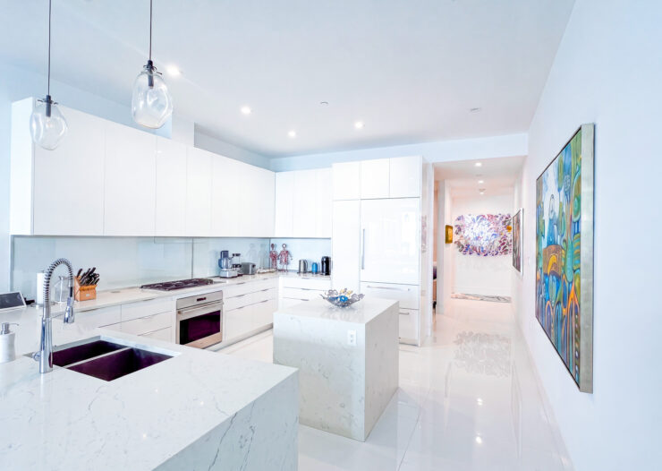 FIN 11 - OCEANFRONT CONDO