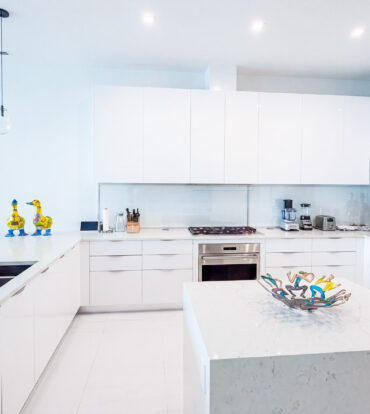 FIN 11 - OCEANFRONT CONDO