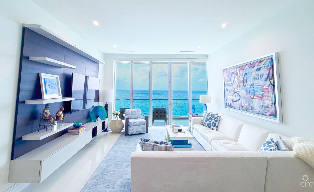 FIN 11 - OCEANFRONT CONDO