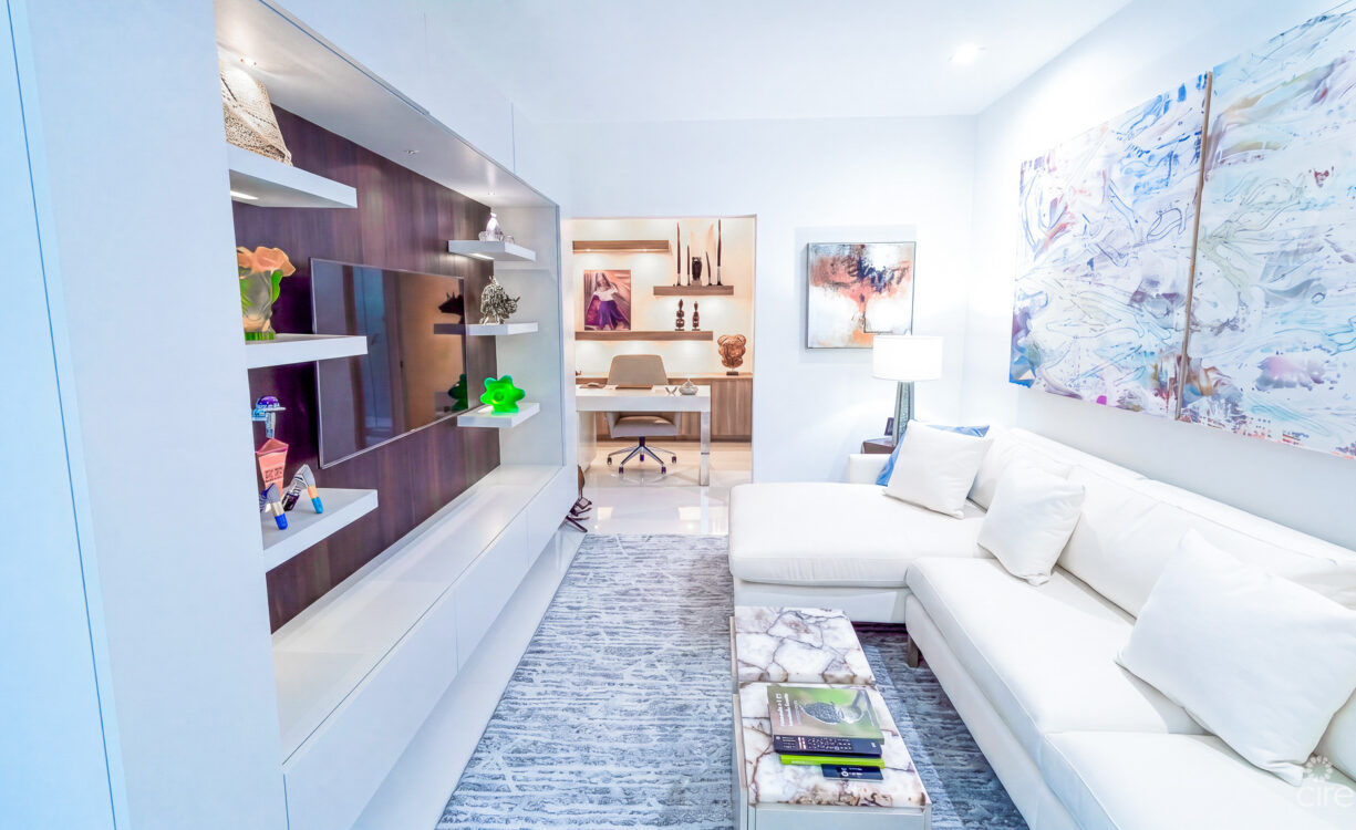 FIN 11 - OCEANFRONT CONDO