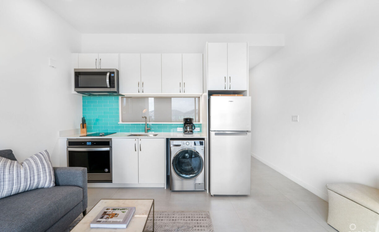 HARBOUR WALK RESIDENCES | CHIC 1-BED