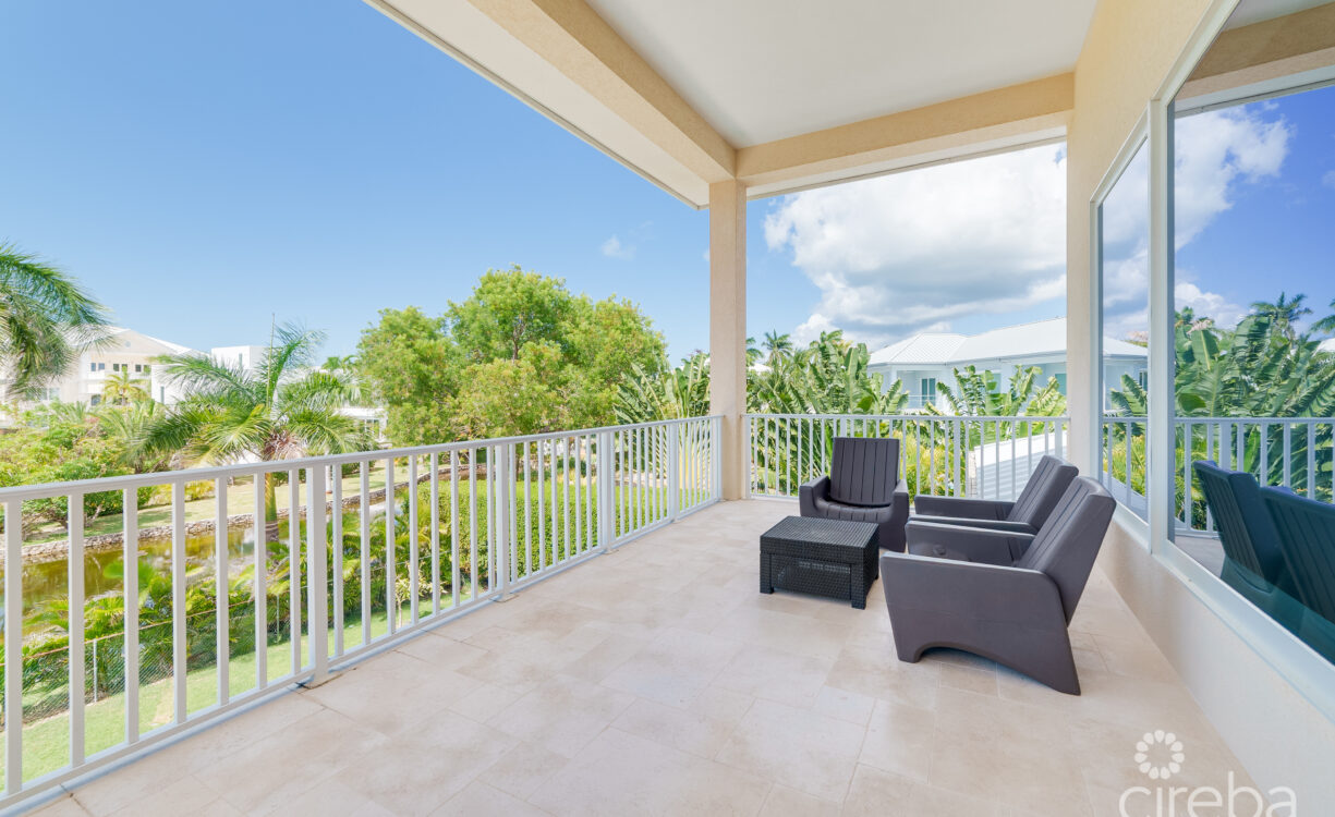 BRITANNIA DRIVE 526, EXECUTIVE FAMILY HOME