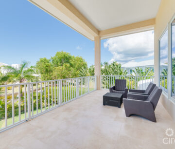 BRITANNIA DRIVE 526, EXECUTIVE FAMILY HOME