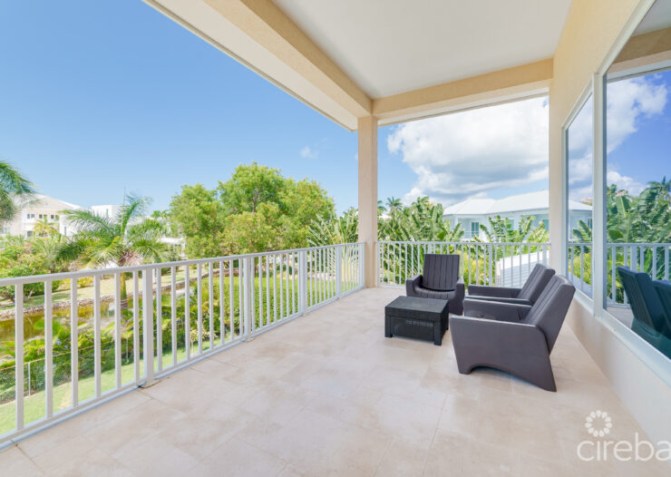 BRITANNIA DRIVE 526, EXECUTIVE FAMILY HOME