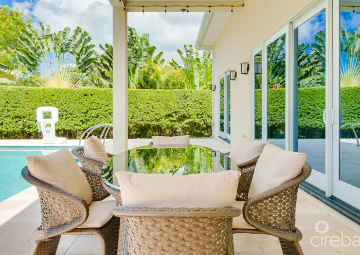 BRITANNIA DRIVE 526, EXECUTIVE FAMILY HOME