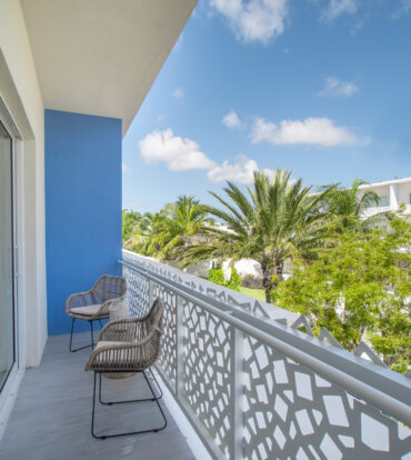 VILLA ZEN | CONTEMPORARY ISLAND LIVING AT THE GROVE