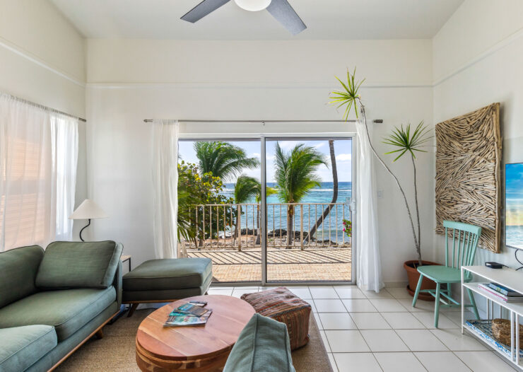 MOON BAY 6, BEACHFRONT 2 BED