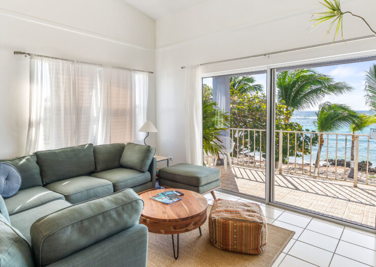 MOON BAY 6, BEACHFRONT 2 BED