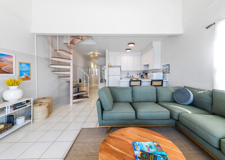 MOON BAY 6, BEACHFRONT 2 BED