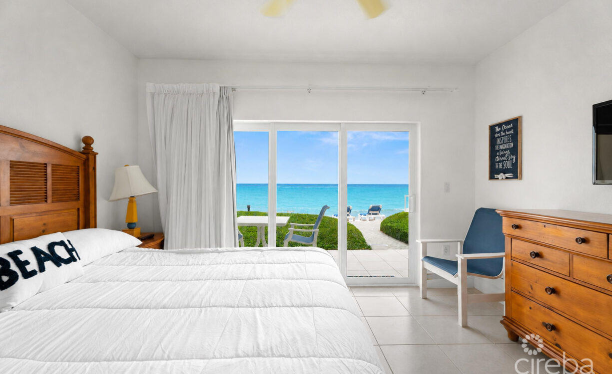 CASTAWAY COVES #115 UPDATED FIRST FLOOR RETREAT