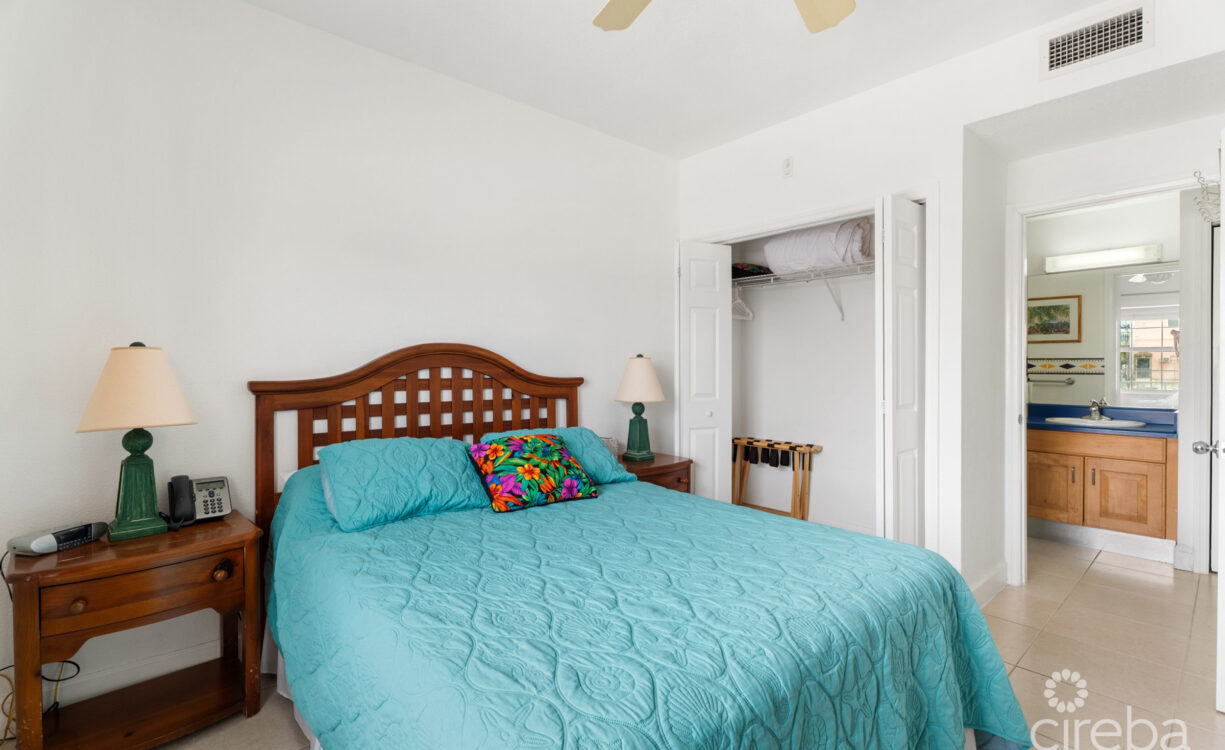 CASTAWAY COVES #115 UPDATED FIRST FLOOR RETREAT
