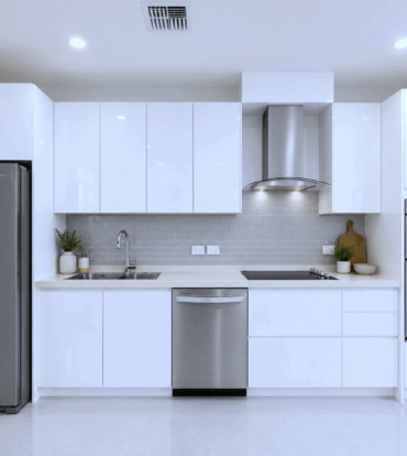 YARL 1BED/1BATH -- FURNISHED