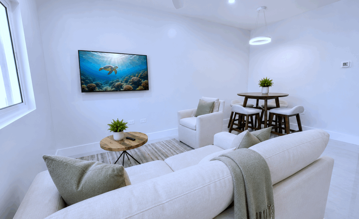 YARL 1BED/1BATH -- FURNISHED