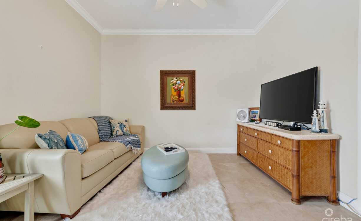 SAVANNAH 3 BED HOME WITH 1 BED RENTAL INCOME - $25K KYD CASHBACK INCENTIVE.