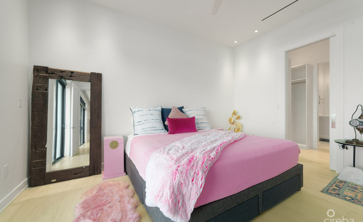 OLEA 331 CORNER UNIT