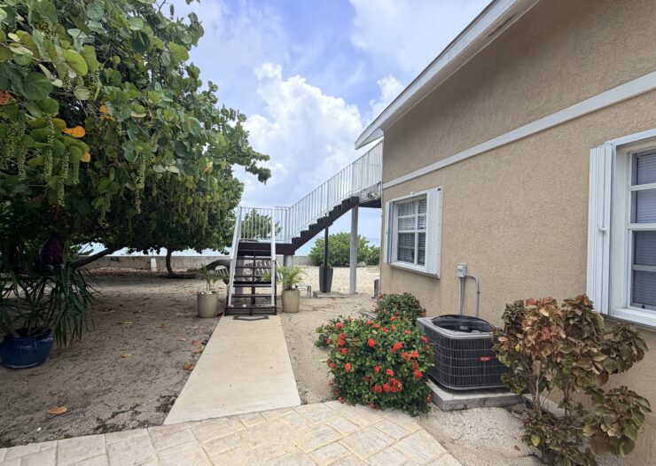 OCEAN VIEW APARTMENT IN A DUPLEX, NORTH WEST POINT ROAD
