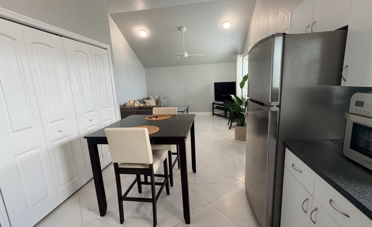 OCEAN VIEW APARTMENT IN A DUPLEX, NORTH WEST POINT ROAD