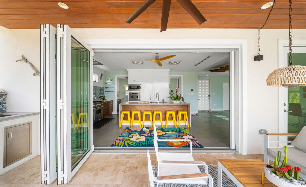 24  SHOREWINDS TRAIL, THE SHORES FAMILY HOME