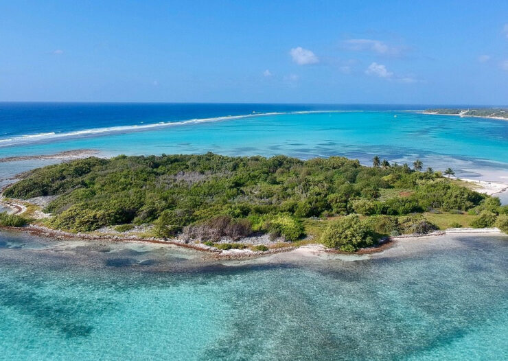 MARY'S BAY BEACHFRONT SAND BEACH LOT PLUS CISTERN LITTLE CAYMAN